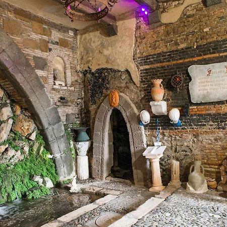 Little Medieval House Неттуно Екстер'єр фото